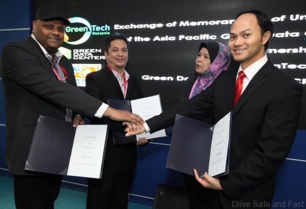 IMG 3 Green Data Center LLP and Computer Recovery Facility MoU