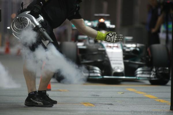 Mercedes AMG Petronas F1 Singapore 2015 (1)