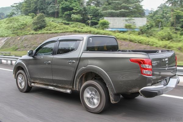 Mitsubishi Triton 2015 (6)