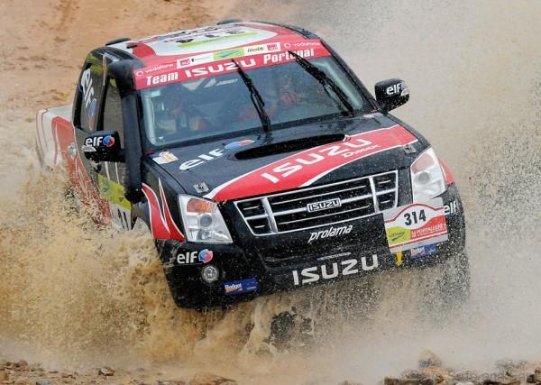 isuzu_d-max_2008_1