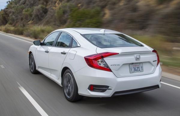 Honda-Civic_Sedan_2016_14
