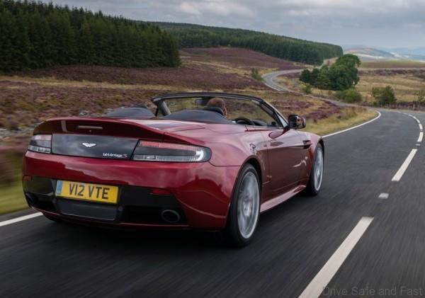 aston-martin-v12-vantage-s-roadster3