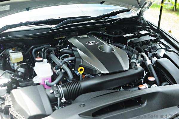Lexus IS 200t Engine 1