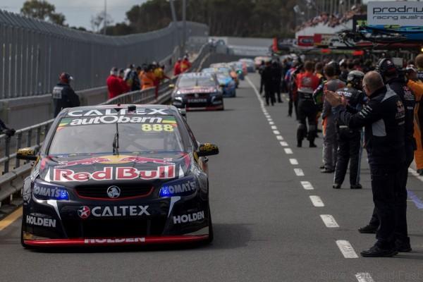 V8 SUPERCAR CHAMPIONSHIP PHILLIP ISLAND