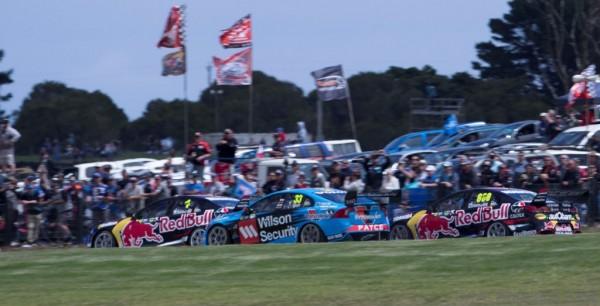 V8 SUPERCAR CHAMPIONSHIP PHILLIP ISLAND