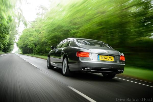 Bentley Flying Spur V8 (1)