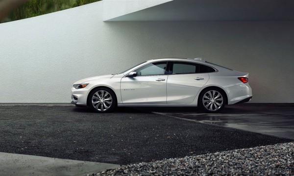 Chevrolet-Malibu_2016_1024x768_wallpaper_09
