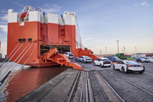 Verschiffung BMW i3 in Bremerhaven 11-2015