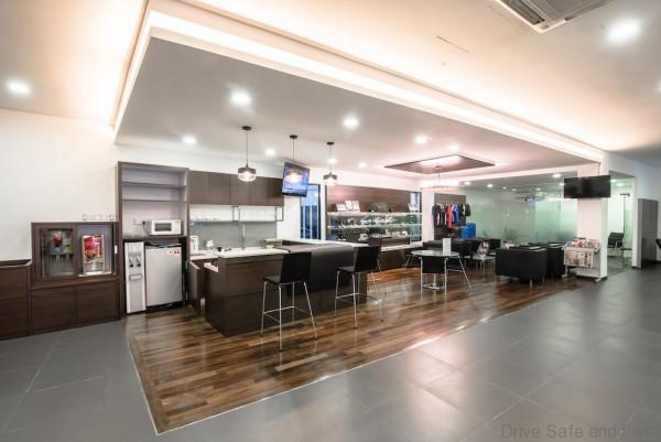 Customer Lounge Area