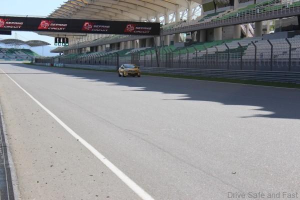 Green means Go! @ Renault Sport Track Day