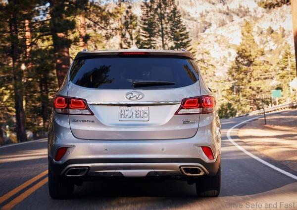 Hyundai-Santa_Fe_04