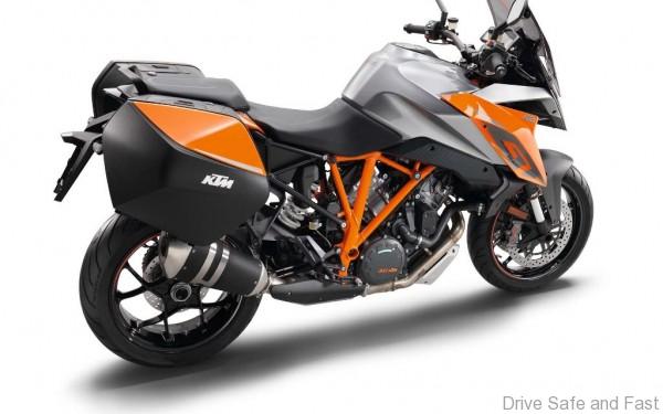 KTM 1290 Super Duke GT_6