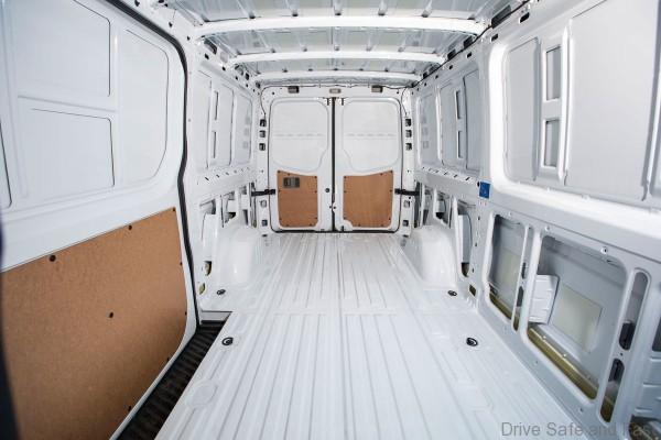 mercedes sprinter-worker-6