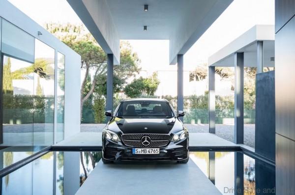 Mercedes-Benz-E43_AMG_4Matic_5