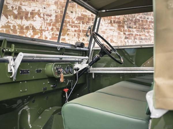 Defender Series 1 4