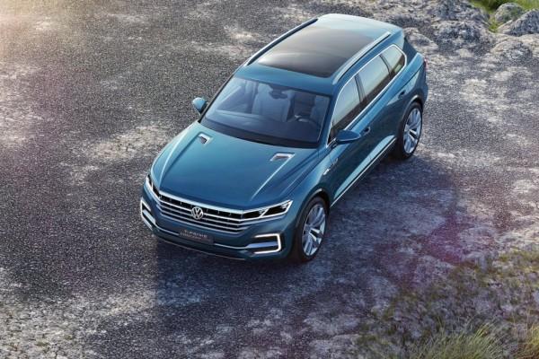 Volkswagen-T-Prime_GTE_Concept-2016-1280-04