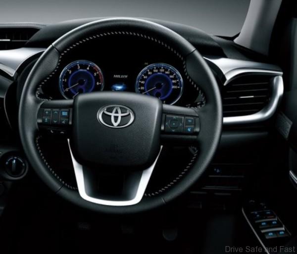Toyota-HiLux-2016-1