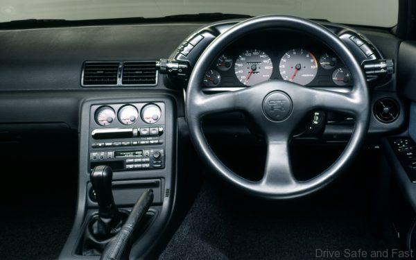 Nissan R32 Skyline GTR1