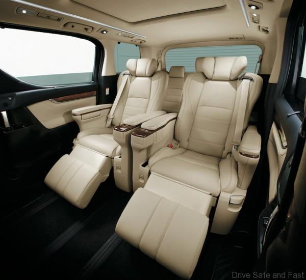 UMW Toyota Officially Introduces the New Alphard and Vellfire in