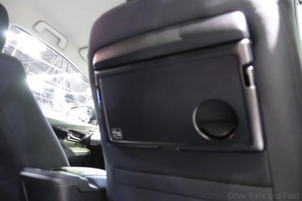 toyota-corolla-altis-innova-29