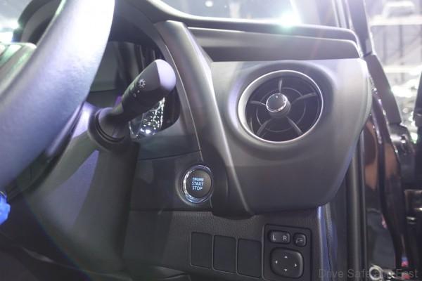 toyota-corolla-altis-innova-9