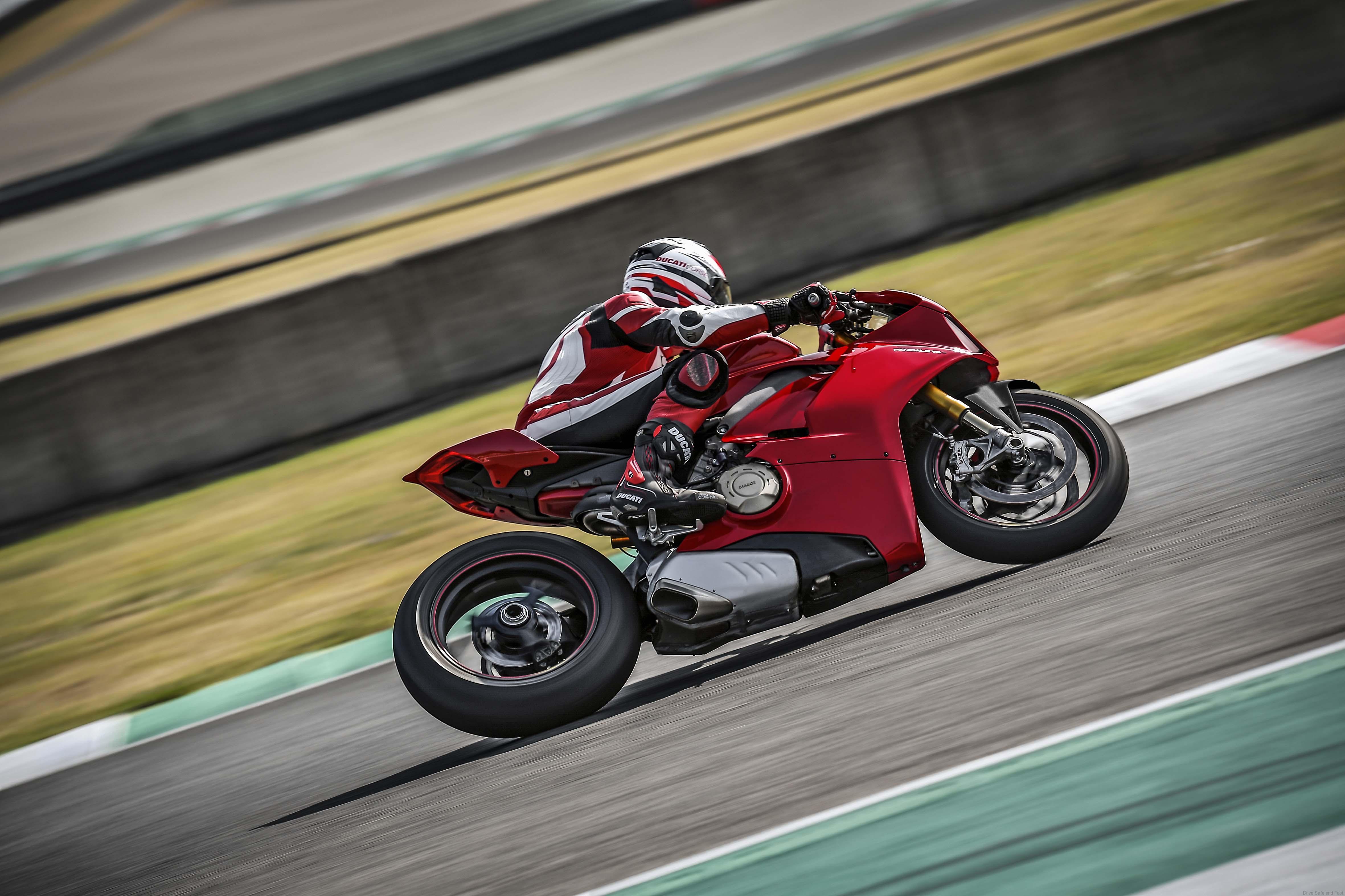 Ducati’s Panigale V4 Speciale need to know facts