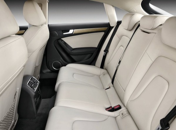 Audi-A5_Sportback_2012_1024x768_wallpaper_10