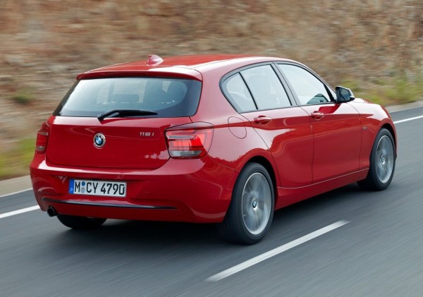 BMW-1-Series_2012_1024x768_wallpaper_1d