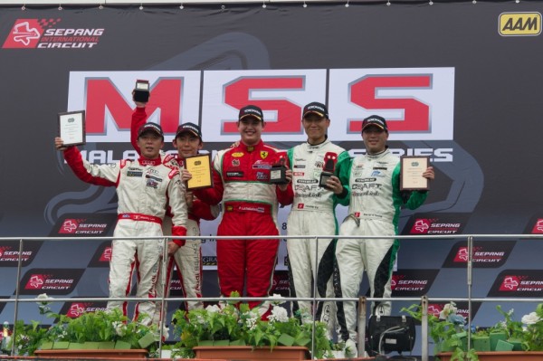 GTA R8 (L-R) JLee & MLee, Lathouras, Yu & OYoung_150913