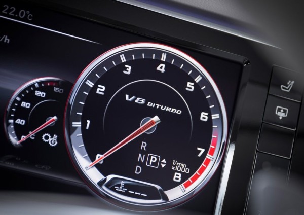 Mercedes-Benz-S63_AMG_2014_1024x768_wallpaper_47