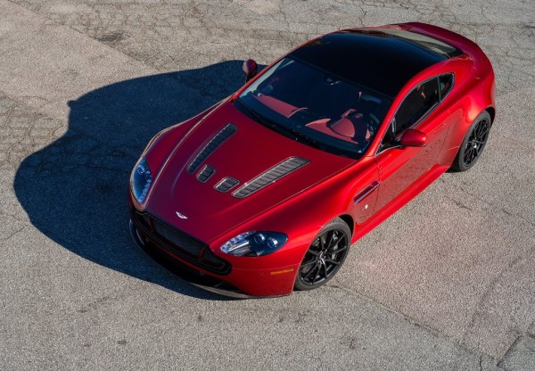 Aston_Martin-V12_Vantage_S_2014_1600x1200_wallpaper_01