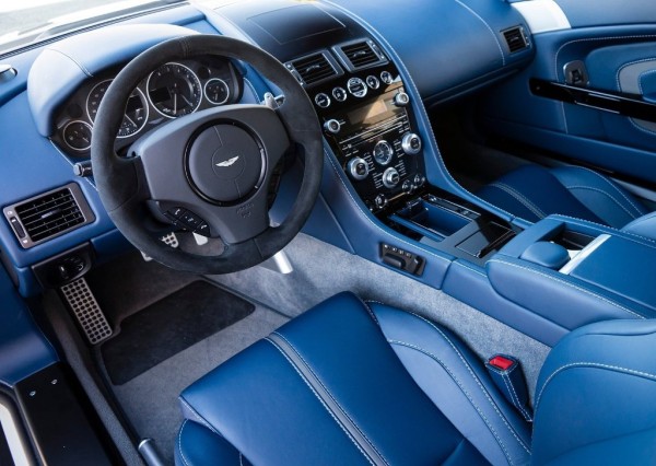 Aston_Martin-V12_Vantage_S_2014_1600x1200_wallpaper_4b