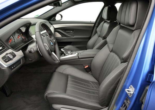 BMW-M5_2014_1024x768_wallpaper_27