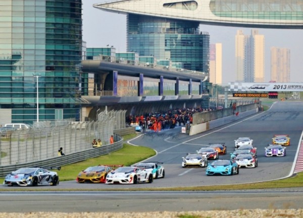 Gentlemen Drivers Set off for the Fifth Round of the Super Trofeo Asia Series 2013
