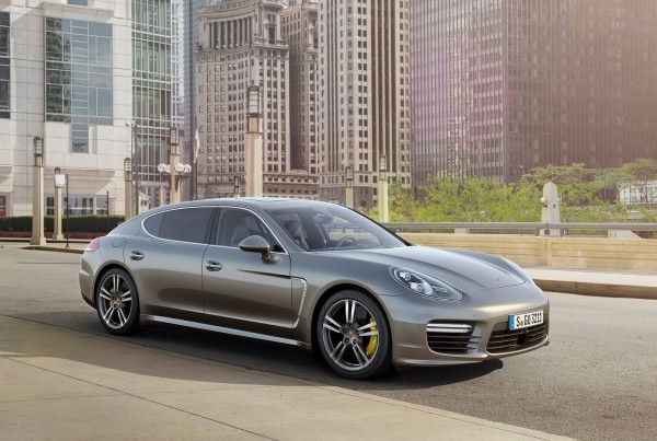 Porsche-Panamera_Turbo_S_2014_1600x1200_wallpaper_01