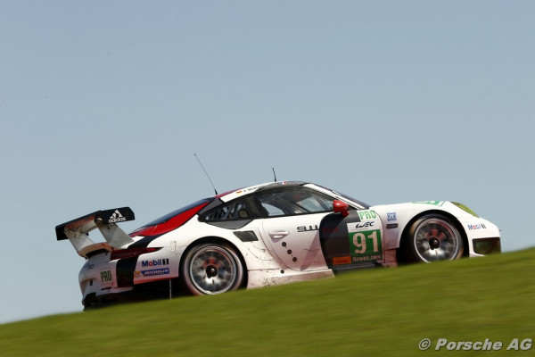 Porsche 911 RSR, Porsche AG Team Manthey: Joerg Bergmeister, Patrick Pilet