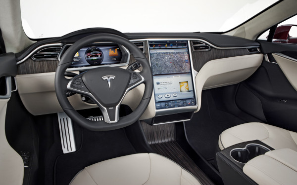 Tesla-Model-S-interior