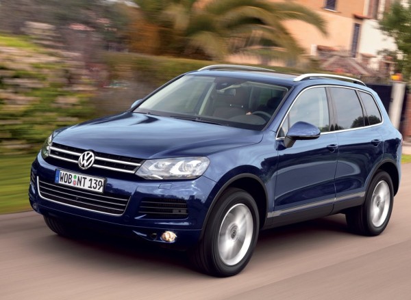 Volkswagen-Touareg_2011_1024x768_wallpaper_09