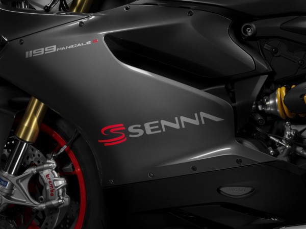 ducati-panigale-senna3