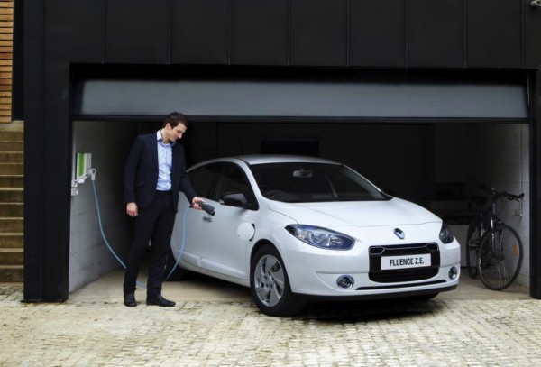 renault-fluence-ze-4