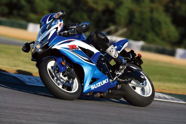 suzuki-gsx-r-600-2001