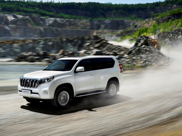toyota-landcruiser-prado-05