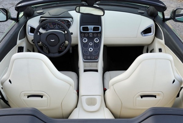 Aston_Martin-Vanquish_Volante_2014_1024x768_wallpaper_3f