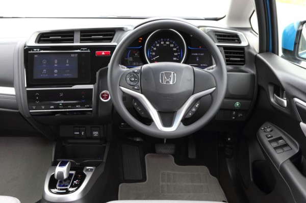 Honda-Fit-front-and-rear-views1