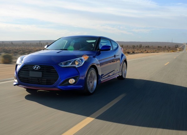 Hyundai-Veloster_Turbo_R-Spec_2014_1600x1200_wallpaper_03