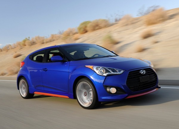Hyundai-Veloster_Turbo_R-Spec_2014_1600x1200_wallpaper_04