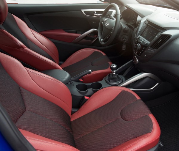 Hyundai-Veloster_Turbo_R-Spec_2014_1600x1200_wallpaper_0b