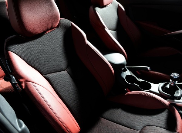 Hyundai-Veloster_Turbo_R-Spec_2014_1600x1200_wallpaper_0c