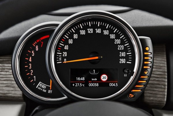 Mini-Cooper_2015_1024x768_wallpaper_56