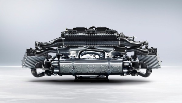 Porsche-911_Turbo_S_2014_1024x768_wallpaper_2f